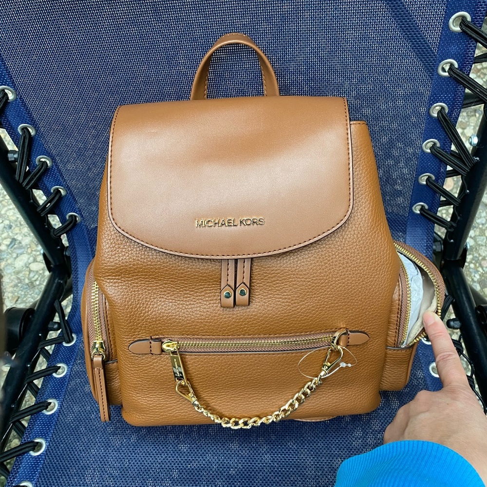 Michael Kors Jet set medium pebbled leather backpack